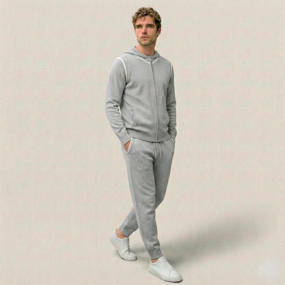 Norden Pure Cashmere Tracksuit Ensemble in grey